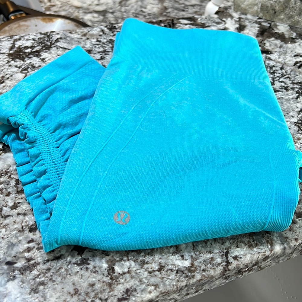 Lululemon Ebb and Flow Crops.